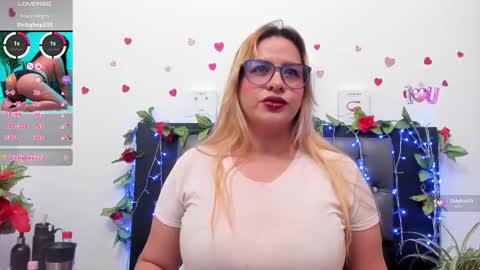 hazel online show from 09-19-25, 07:14