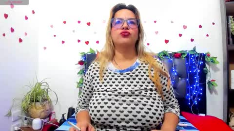 hazel online show from 10-23-25, 08:24