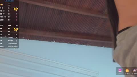 Snapshot of hazel_shy chatting on 12-14-24, 08:18 Im Hazel online show from 12-14-24, 08:18