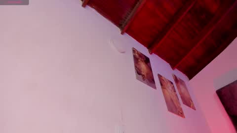 Snapshot of hazel_shy chatting on 02-28-25, 01:37 Im Hazel online show from 02-28-25, 01:37