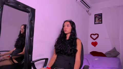 hazel_slim_ online show from 03-10-26, 05:51