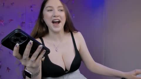 Hazel online show from 05-21-26, 08:32