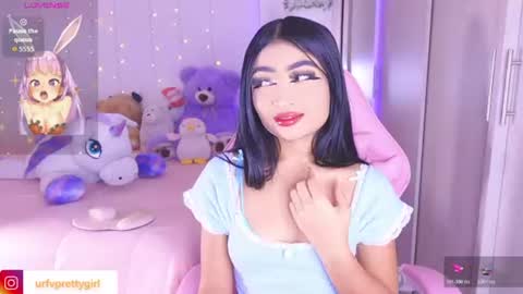 Snapshot of hazelbabee_ chatting on 07-18-26, 08:51 Lynn online show from 07-18-26, 08:51