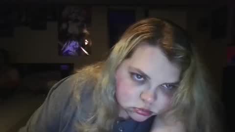 Hazeleyez97 online show from 09-17-25, 04:36