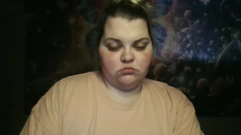 Hazeleyez97 online show from 11-06-25, 10:43