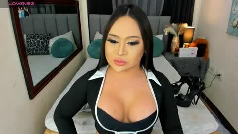 HAZEL MADONNA online show from 07-14-26, 01:08