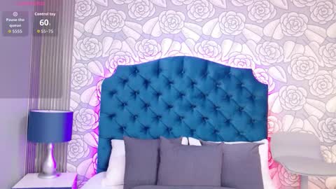 Snapshot of hazelmoret chatting on 02-10-26, 02:59 HazelMoret online show from 02-10-26, 02:59