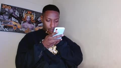 hazlan_420 online show from 10-05-25, 11:19