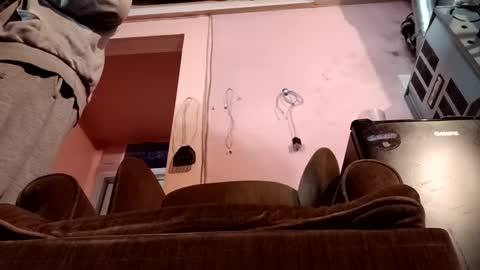 Snapshot of hbdj2164 chatting on 01-09-25, 04:17 hbdj2164 online show from 01-09-25, 04:17