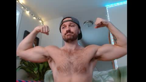 Snapshot of hbdude27 chatting on 10-28-25, 12:03 RinnDude35 online show from 10-28-25, 12:03