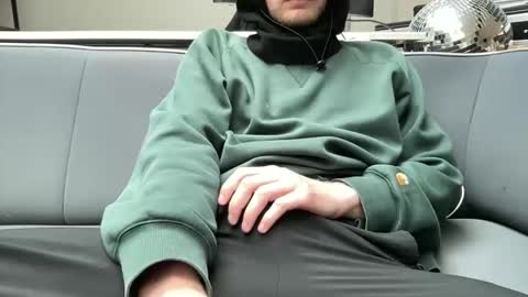 Snapshot of hchappel19 chatting on 10-05-25, 01:42 hchappel19 online show from 10-05-25, 01:42