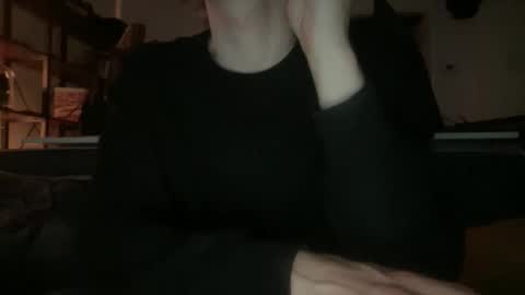 hchappel19 online show from 03-04-26, 11:00