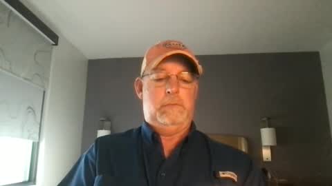 Snapshot of hdeuce22 chatting on 02-06-25, 07:40 Hdeuce22 online show from 02-06-25, 07:40