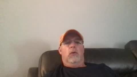 Snapshot of hdeuce22 chatting on 02-17-25, 07:53 Hdeuce22 online show from 02-17-25, 07:53