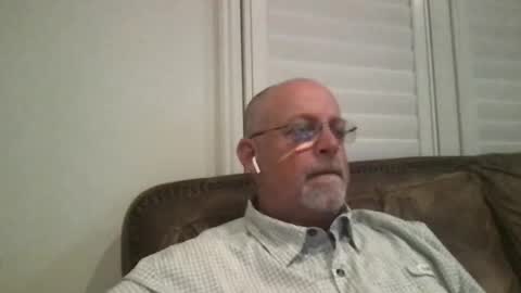 Snapshot of hdeuce22 chatting on 09-14-25, 04:33 Hdeuce22 online show from 09-14-25, 04:33