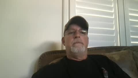 Snapshot of hdeuce22 chatting on 09-24-25, 08:12 Hdeuce22 online show from 09-24-25, 08:12