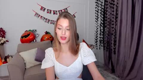 heartedlove_1 online show from 10-20-25, 04:13