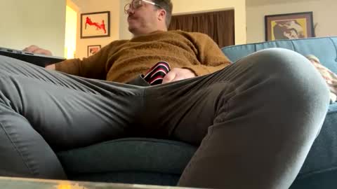 Snapshot of heartofadog604 chatting on 11-23-25, 09:36 MT online show from 11-23-25, 09:36