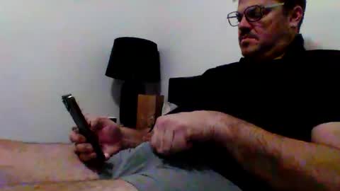 Snapshot of heartofadog604 chatting on 11-26-25, 10:16 MT online show from 11-26-25, 10:16