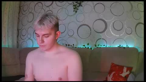 Snapshot of heatctrl chatting on 02-23-26, 04:04 Justin online show from 02-23-26, 04:04