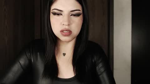 HEATHER DEMONZX   Please help me to reach 100 thumbs up online show from 03-17-26, 11:30