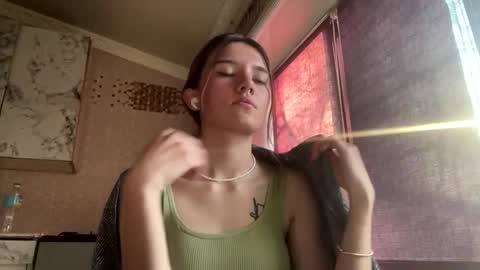 Lili online show from 03-24-26, 12:10