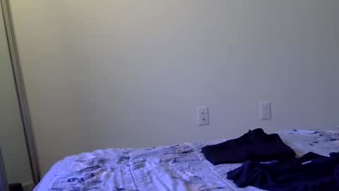 Snapshot of heatwavee chatting on 01-10-25, 03:27 heatwavee online show from 01-10-25, 03:27