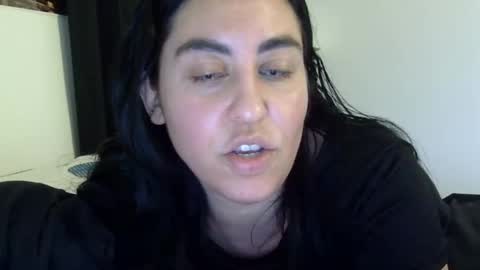 Snapshot of heatwavee chatting on 03-05-26, 03:19 heatwavee online show from 03-05-26, 03:19