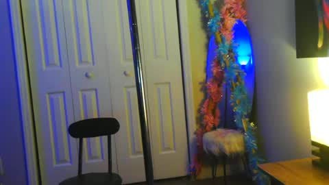 Heavenllyy online show from 07-17-26, 01:56