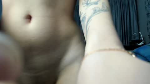 Snapshot of heavenly_diva653 chatting on 12-17-24, 01:29 Andrea you can subscribe for now there will be posts soon and my favorite body for you online show from 12-17-24, 01:29