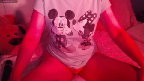 Snapshot of heavenlykiss chatting on 12-11-24, 10:03 Chani online show from 12-11-24, 10:03