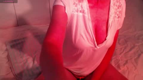 Snapshot of heavenlykiss chatting on 10-11-25, 05:00 Chani online show from 10-11-25, 05:00