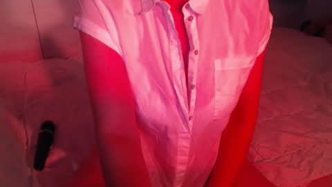 Snapshot of heavenlykiss chatting on 11-24-25, 07:41 Chani online show from 11-24-25, 07:41