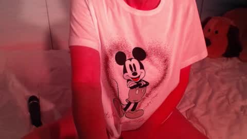 Snapshot of heavenlykiss chatting on 01-11-26, 09:58 Chani online show from 01-11-26, 09:58