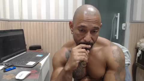 Snapshot of hebertgomes chatting on 07-04-26, 07:31 hebertgomes online show from 07-04-26, 07:31