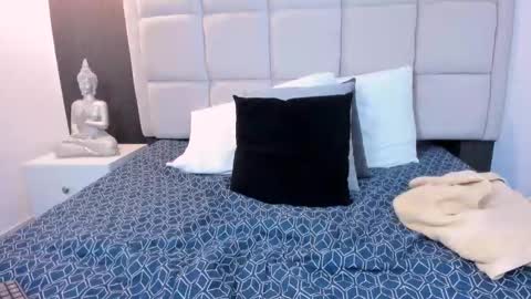 Keira Hecate online show from 02-25-25, 11:33