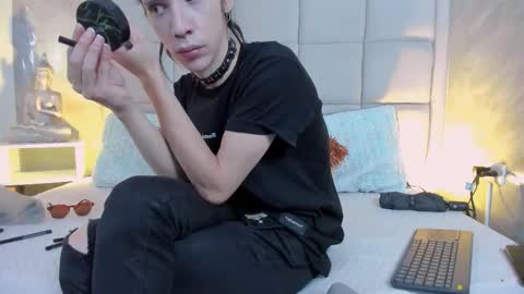 Keira Hecate online show from 12-20-25, 06:37