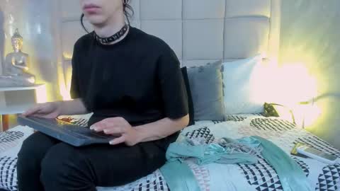 Keira Hecate online show from 01-16-26, 08:02