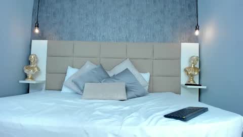 Keira Hecate online show from 03-12-26, 07:42