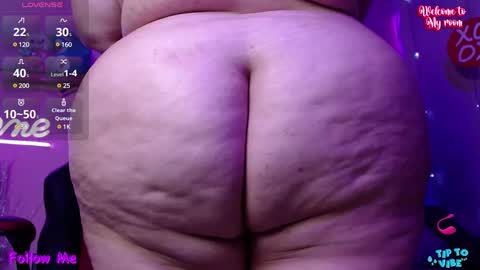 Snapshot of hecate23 chatting on 02-19-25, 01:17 Cath online show from 02-19-25, 01:17