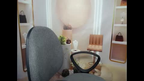 Snapshot of hechin chatting on 09-20-25, 03:40 love bug online show from 09-20-25, 03:40