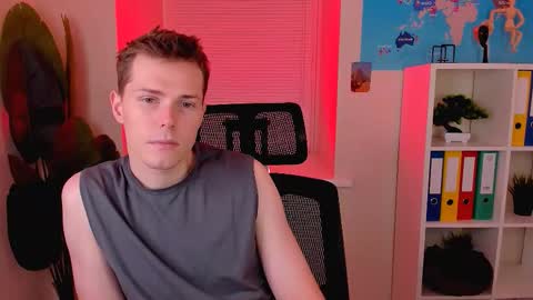 Hector online show from 11-25-25, 10:48