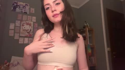 Snapshot of hedwiggrossberg chatting on 12-13-25, 07:53 Sarah online show from 12-13-25, 07:53