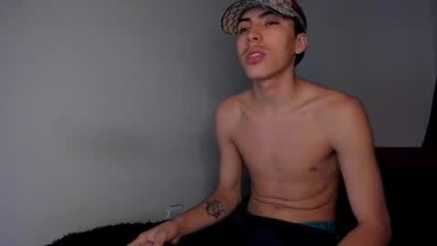 heellboy_ online show from 06-09-26, 02:01