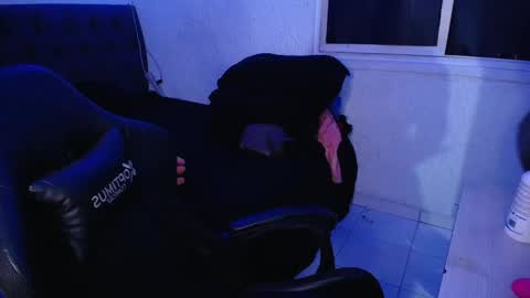 Snapshot of heetsah chatting on 12-27-24, 10:59 Hetsah online show from 12-27-24, 10:59