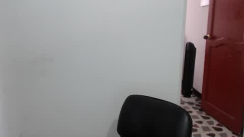 hefesto_69 online show from 10-25-25, 08:36