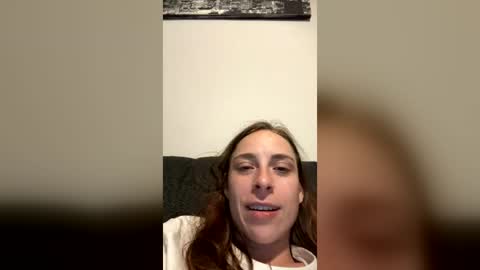 heidi_is_here_72 online show from 06-17-26, 12:35