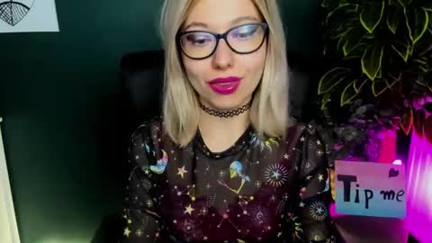 Heidi online show from 02-17-25, 10:18