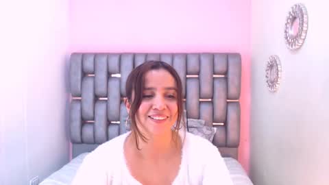 Heidy online show from 02-21-25, 06:04