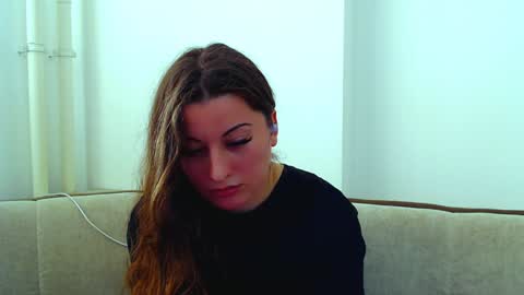 helen_adams_ online show from 12-18-24, 09:58